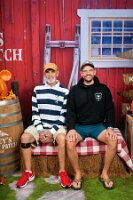 2025-10-23 - Disney Springs - Photopass studio at disney springs_6